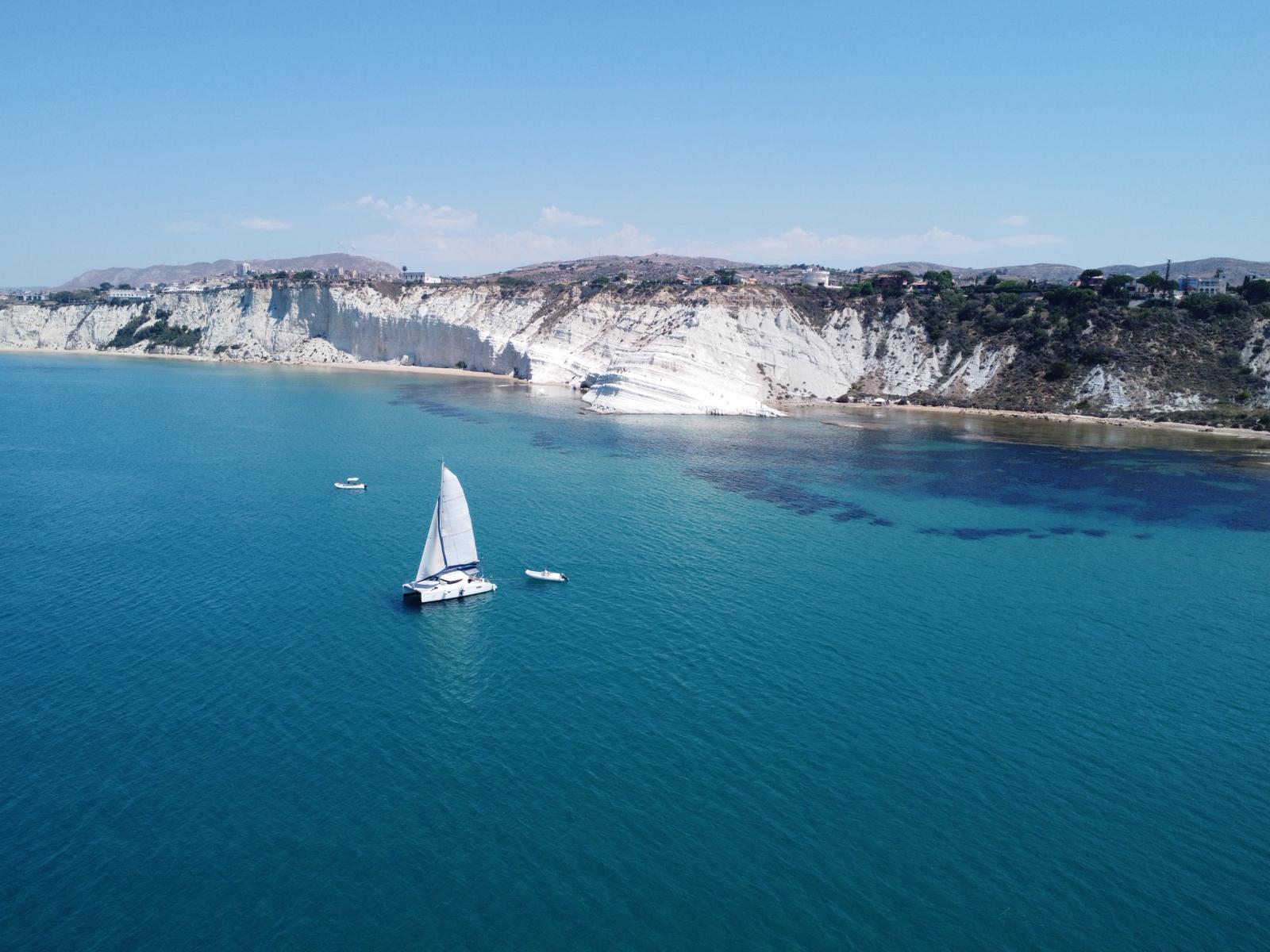 Escursioni in Catamarano alla Scala dei Turchi